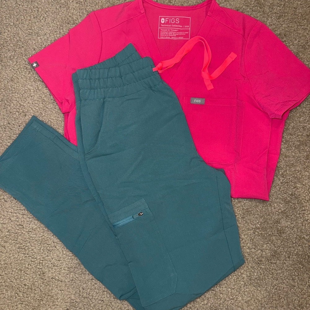 Figs Scrubs Set